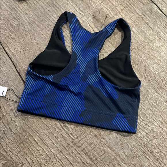 Terez Reversible Camo Print Sports Bra. - Picture 9 of 9